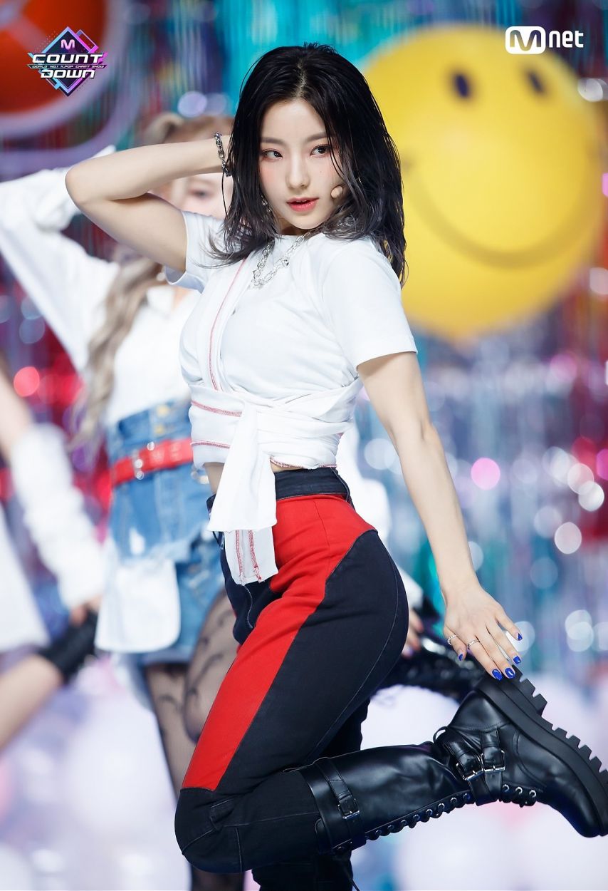 프로미스나인 이새롬
