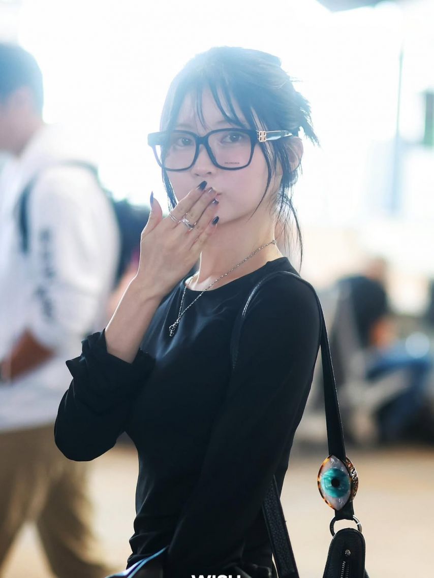 BABYMONSTER (베이비몬스터) 아사