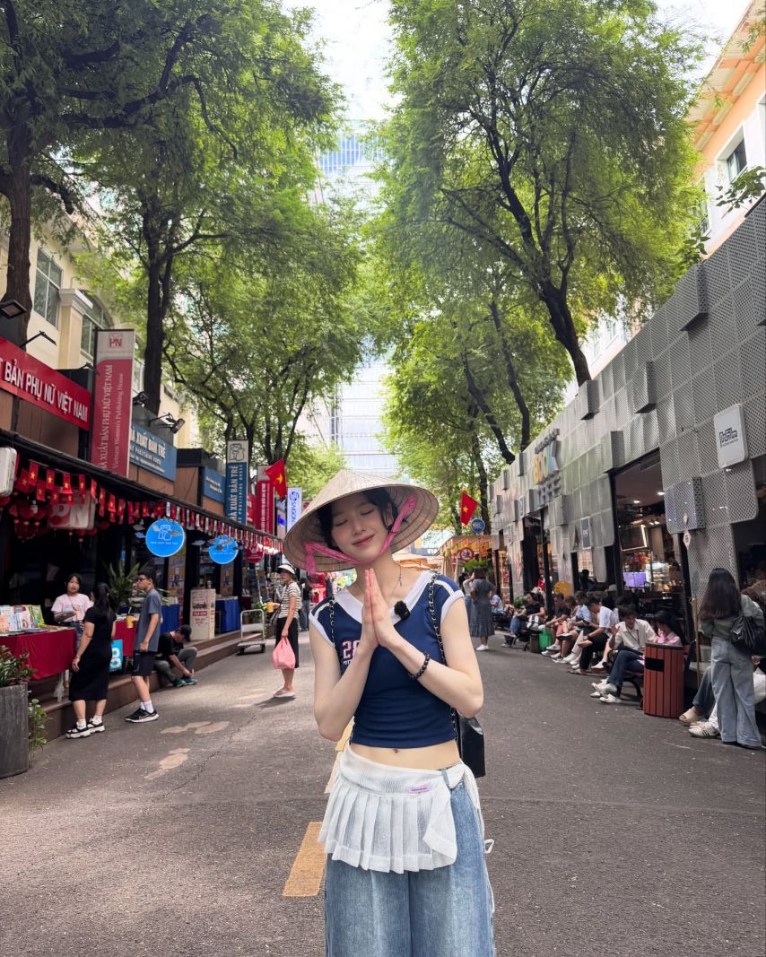 희진 ARTMS아르테미스 인별