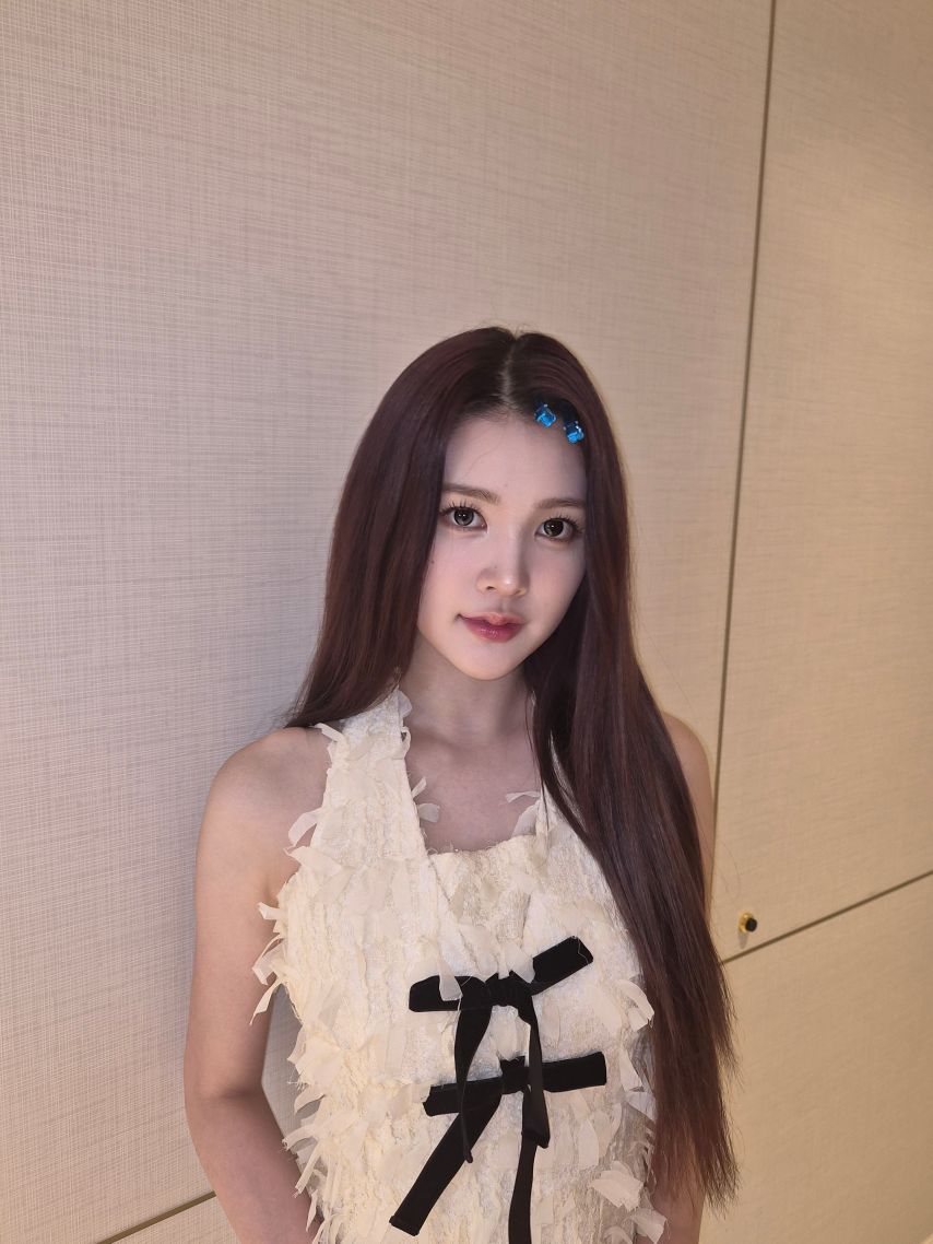 하츠투하츠 에이나