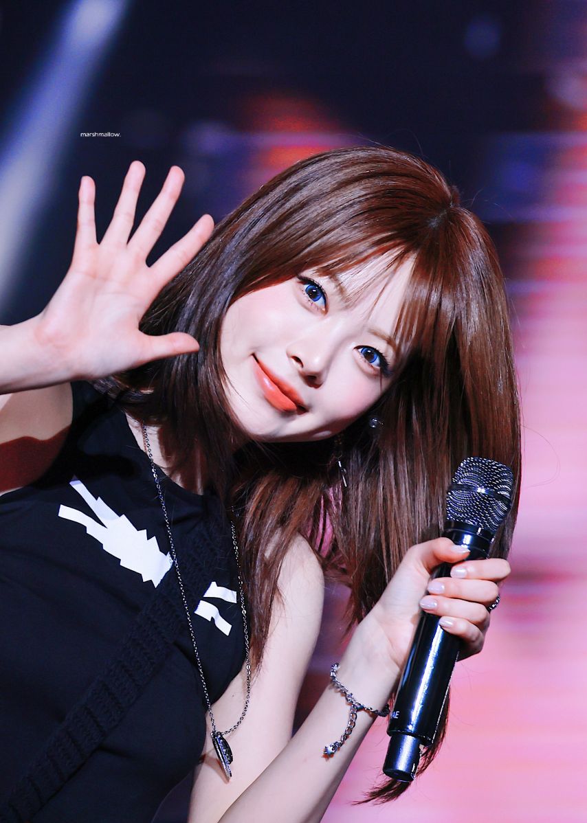 르세라핌 홍은채