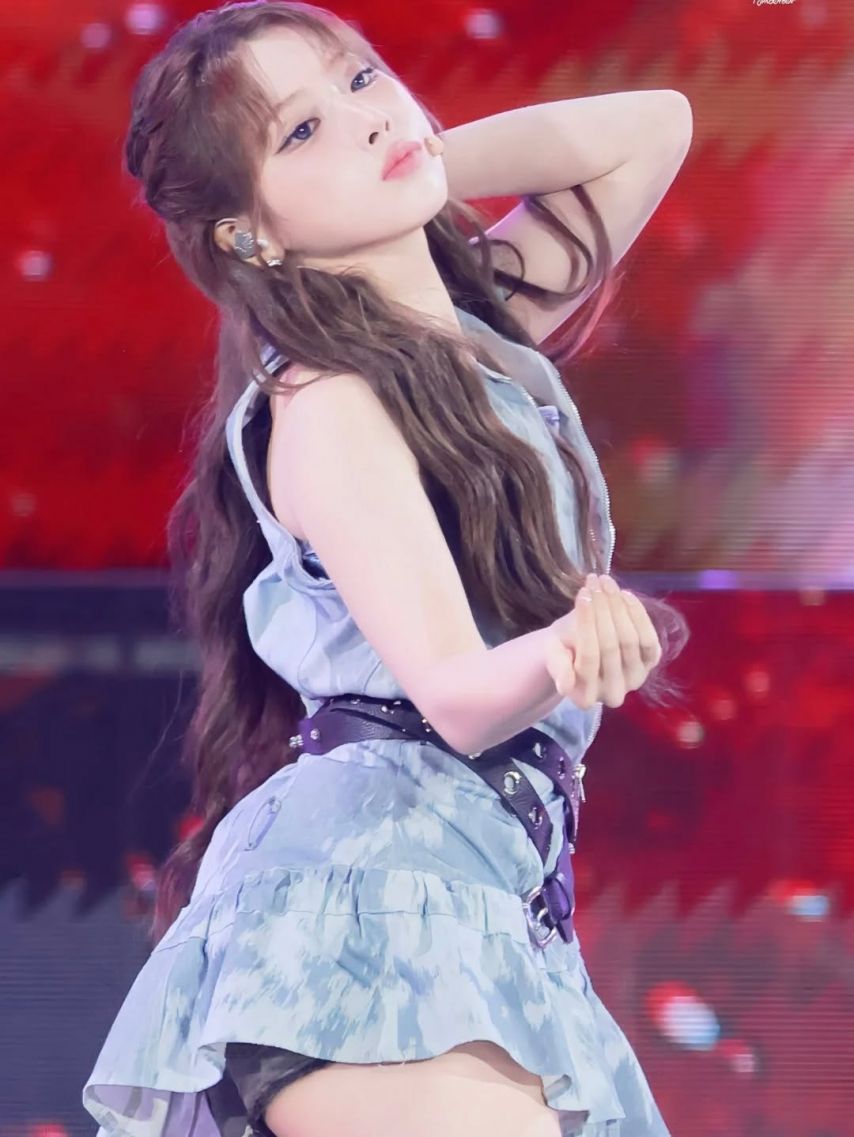 NMIXX (엔믹스) 지우