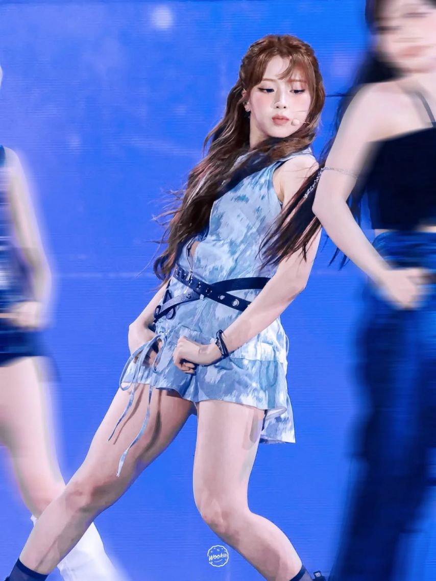 NMIXX (엔믹스) 지우