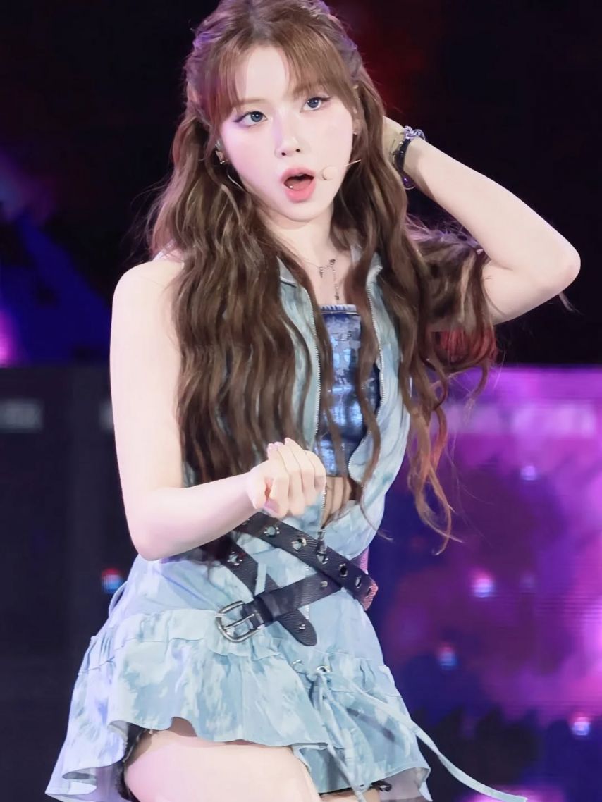 NMIXX (엔믹스) 지우