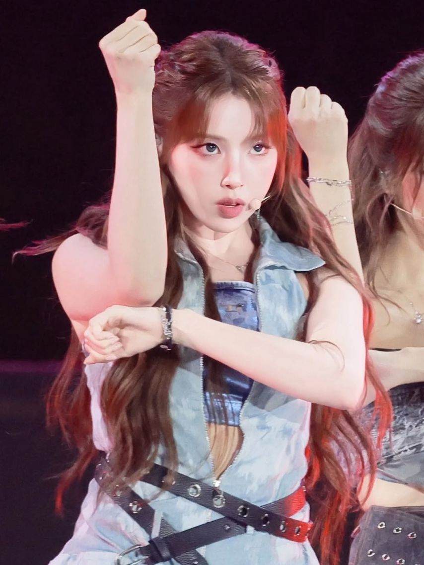 NMIXX (엔믹스) 지우