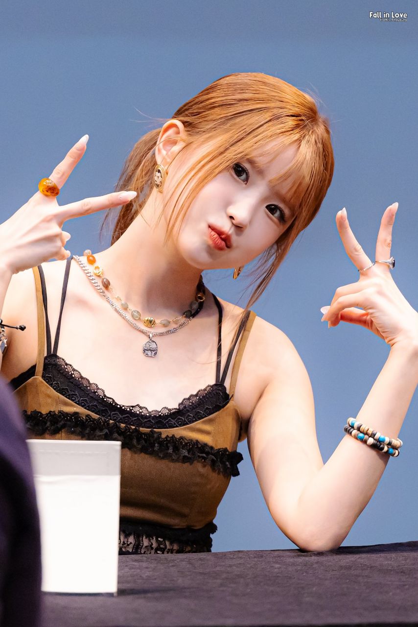 프로미스나인 송하영