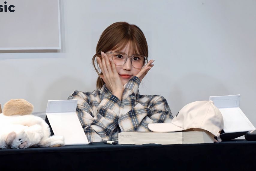 프로미스나인 송하영