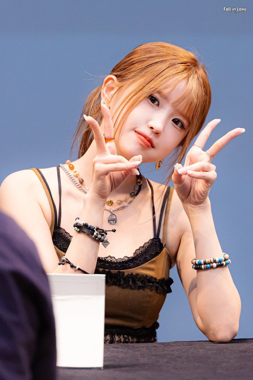 프로미스나인 송하영