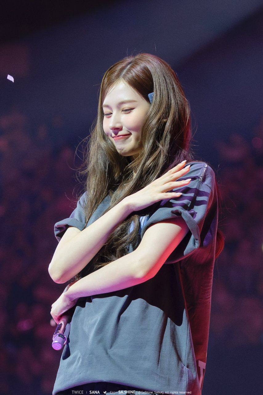 트와이스 사나