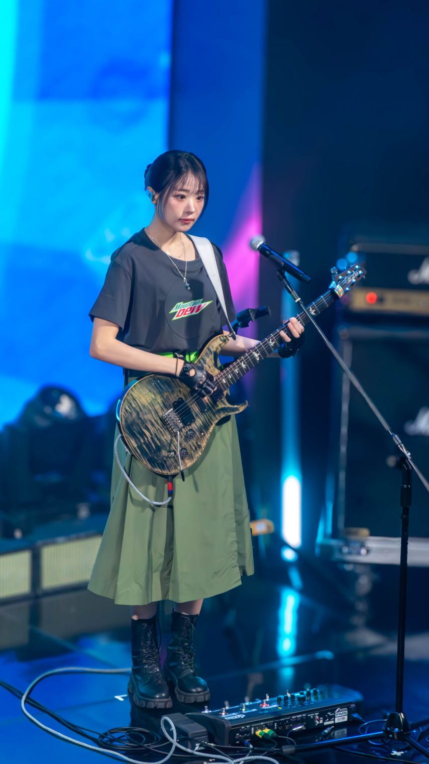 QWER 히나