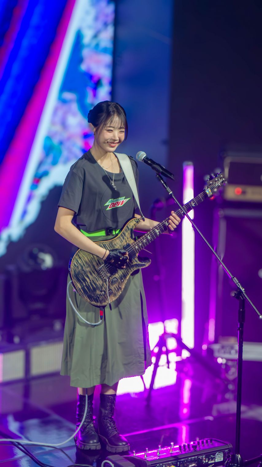 QWER 히나