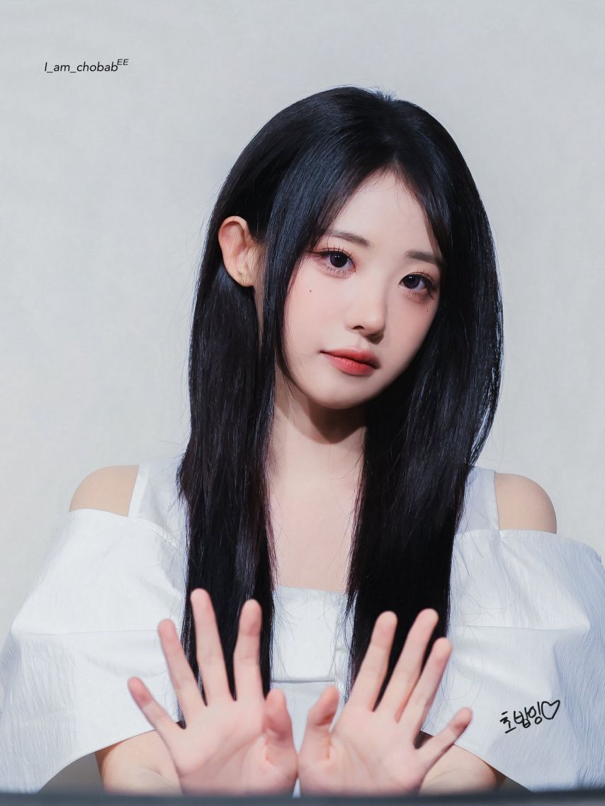 QWER 히나