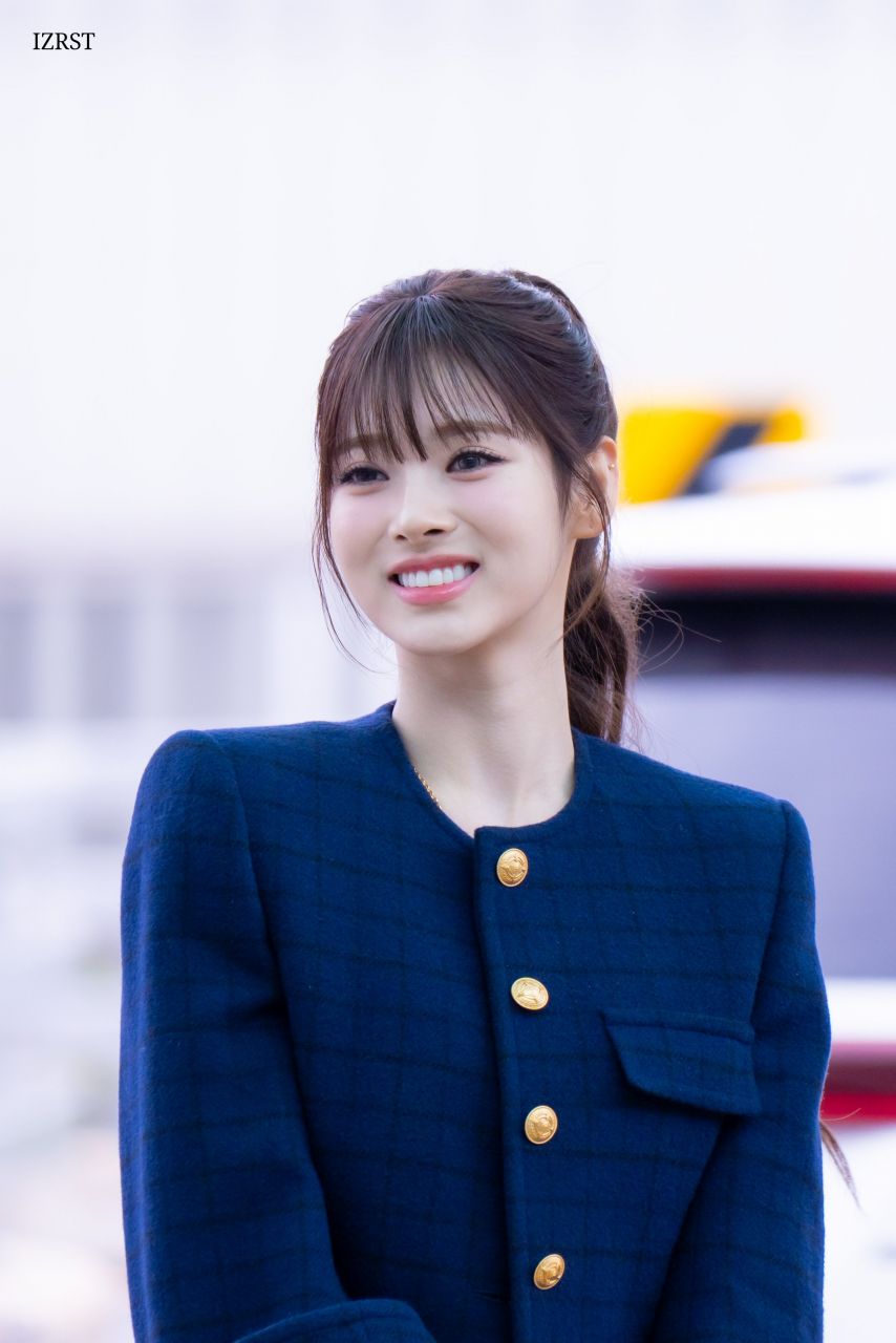 파리로 출국하는 미야오 안나