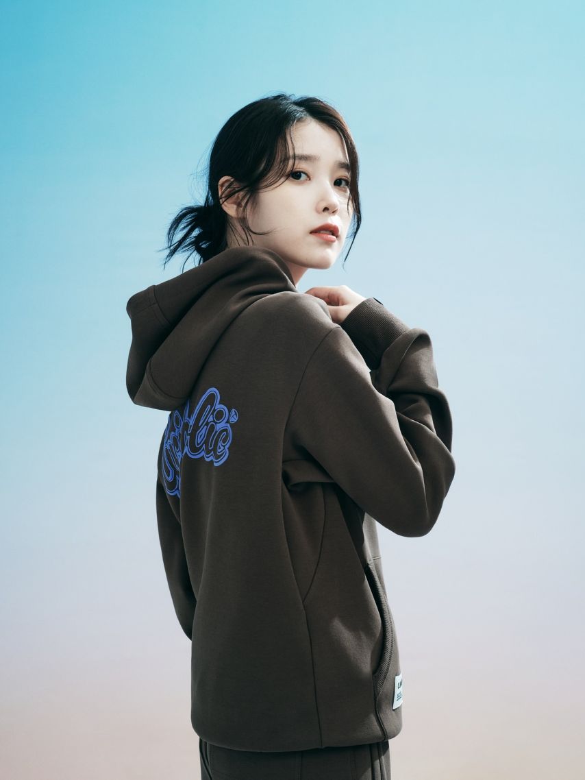 아이유 블랙야크