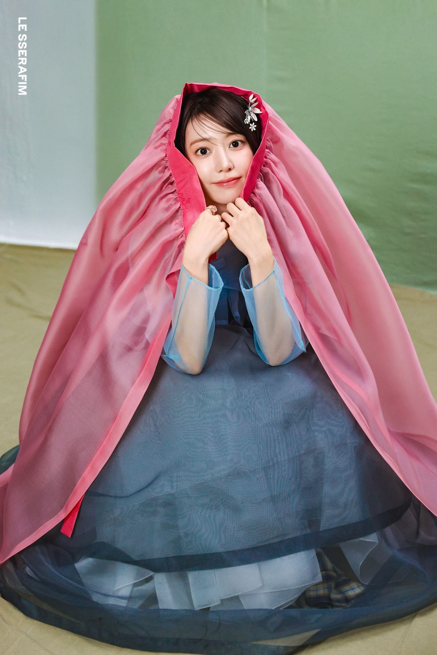 르세라핌 ’SUPER ELLE’ Photo Sketch