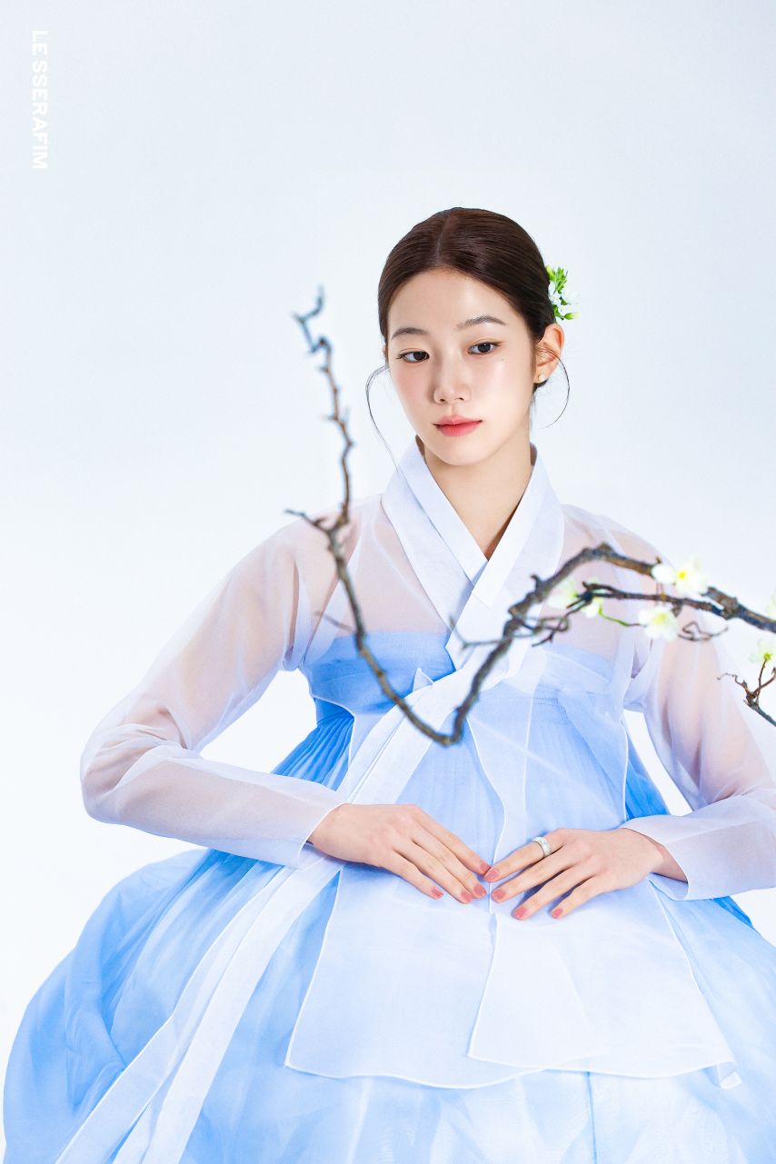 르세라핌 ’SUPER ELLE’ Photo Sketch
