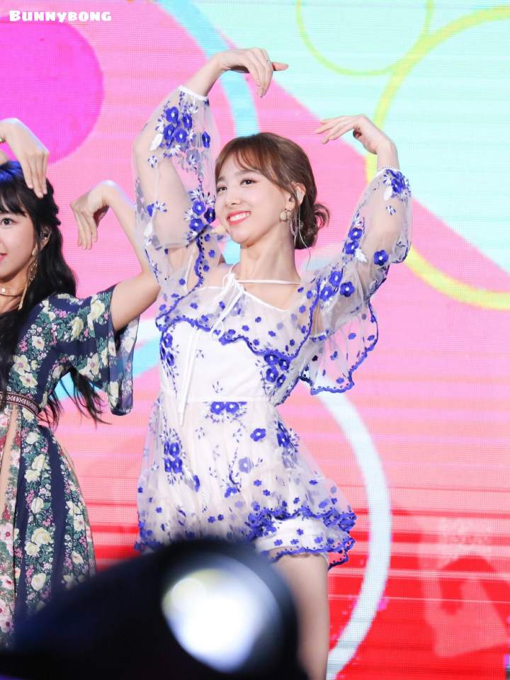 트와이스 나연