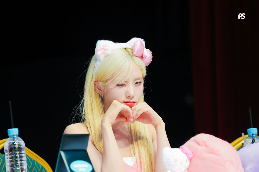 프로미스나인 박지원