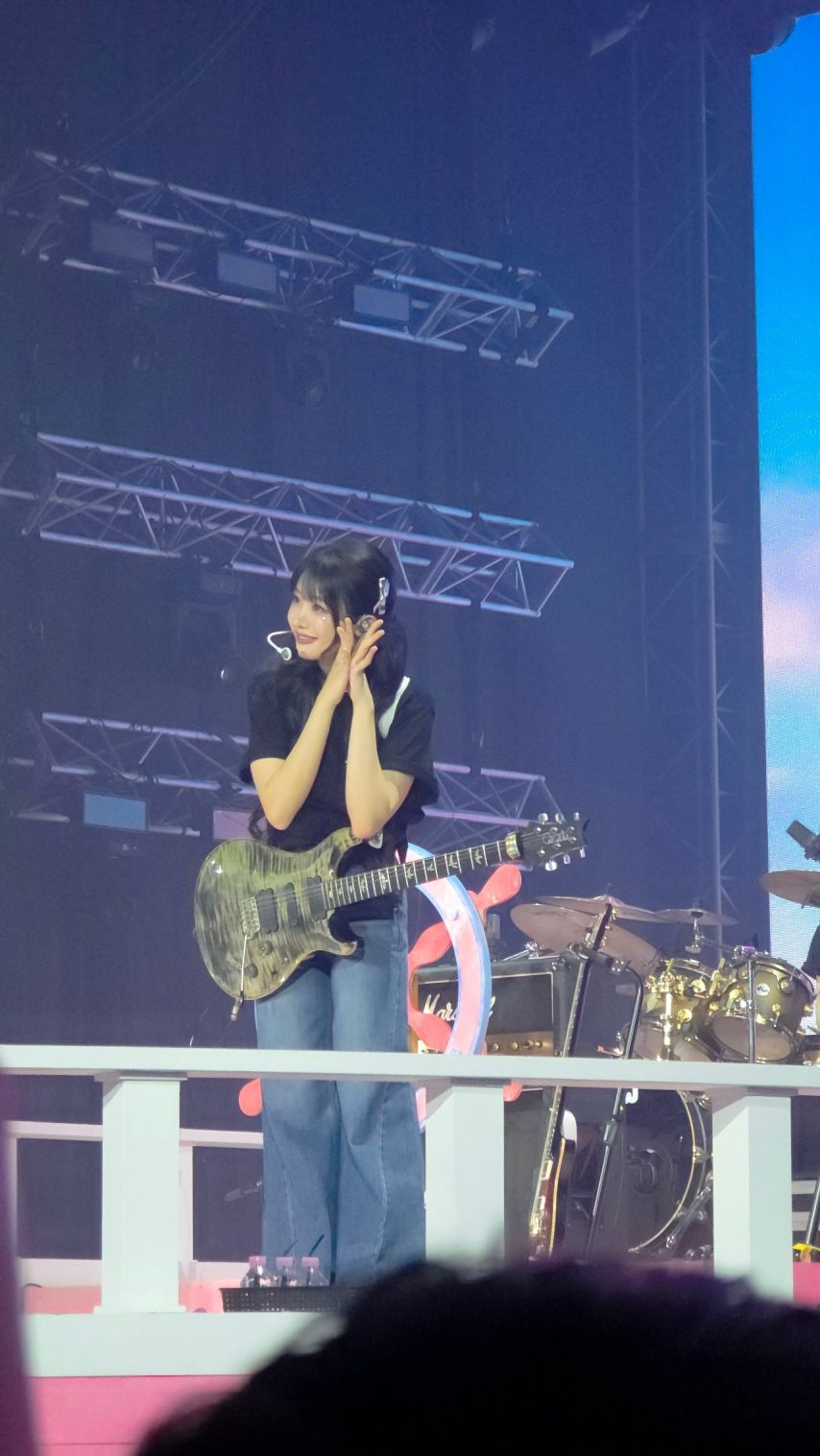 QWER 히나