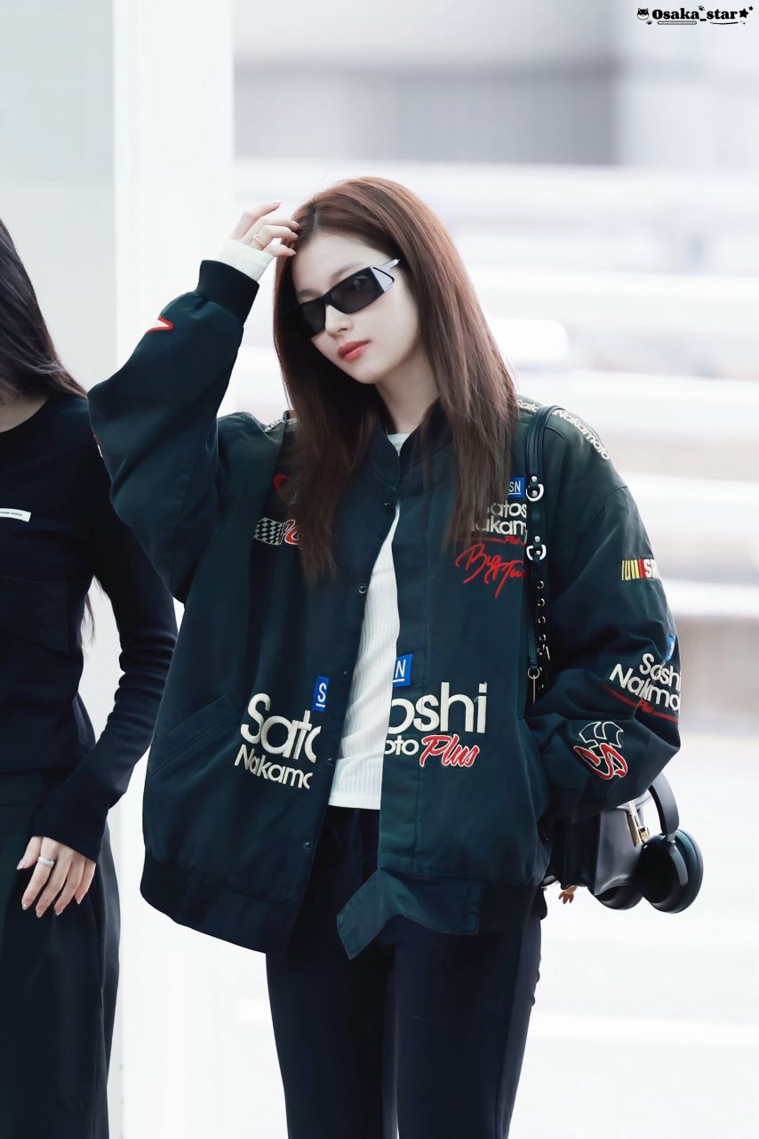 오늘 출국 트와이스 사나