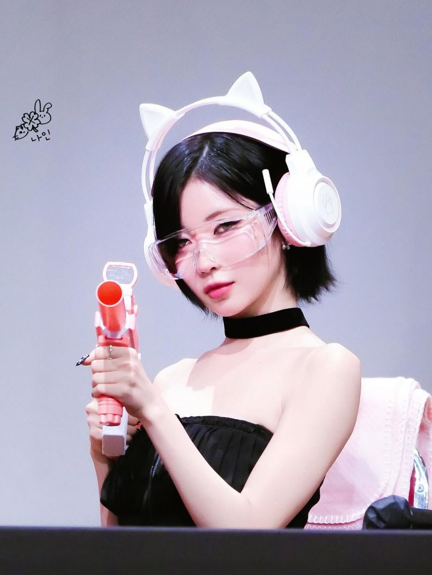 BABYMONSTER (베이비몬스터) 아사