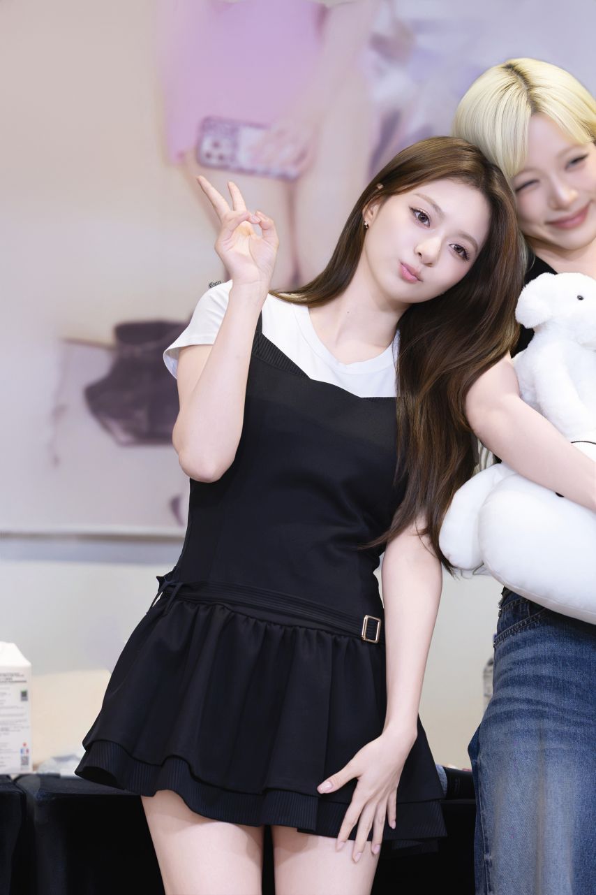 프로미스나인 이나경