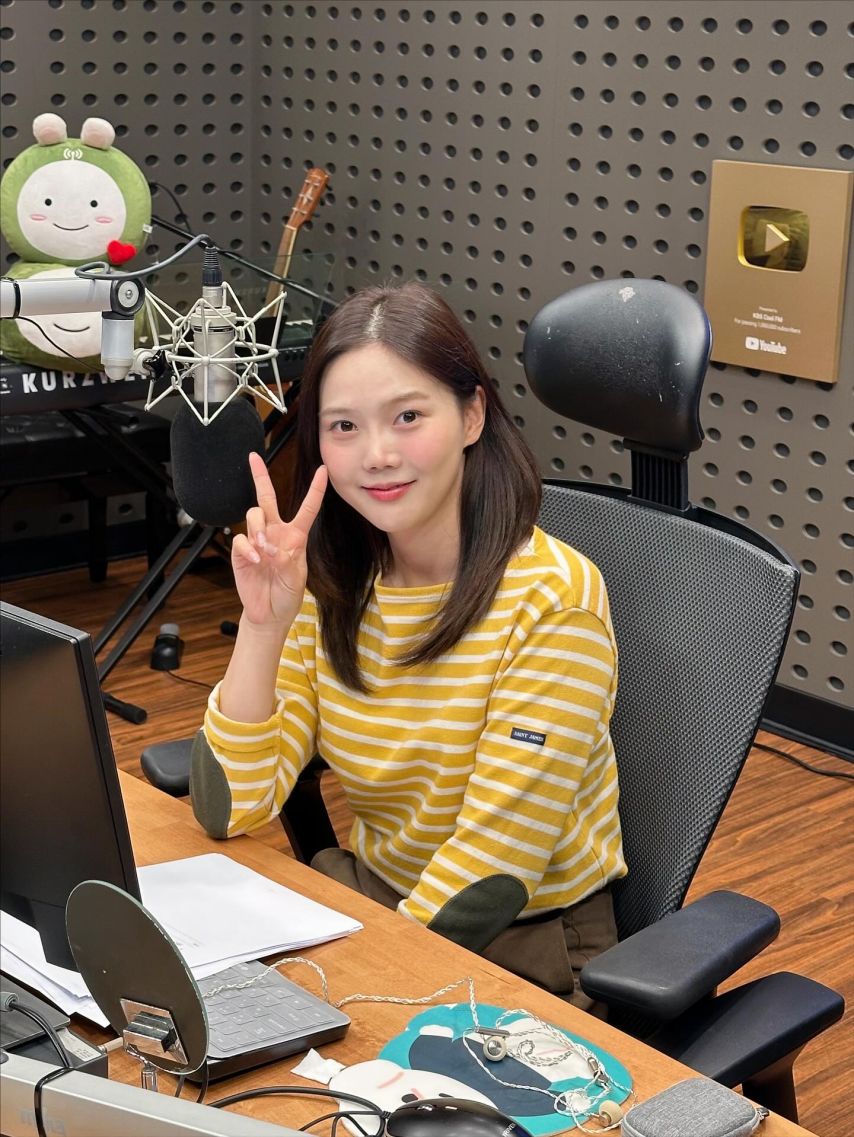 효정 오마이걸 볼륨을높여요