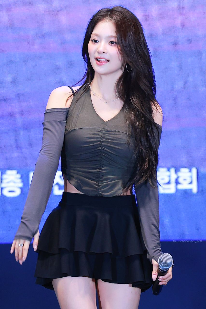프로미스나인 이나경