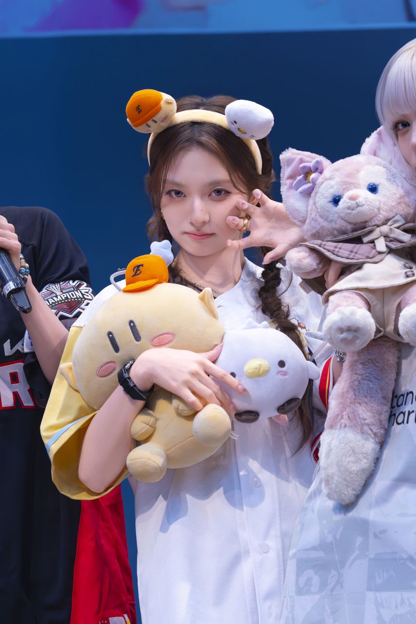 프로미스나인 이나경