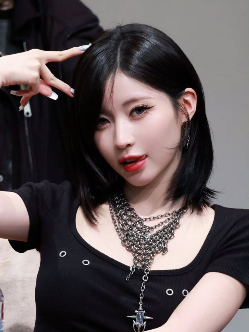 BABYMONSTER (베이비몬스터) 아사