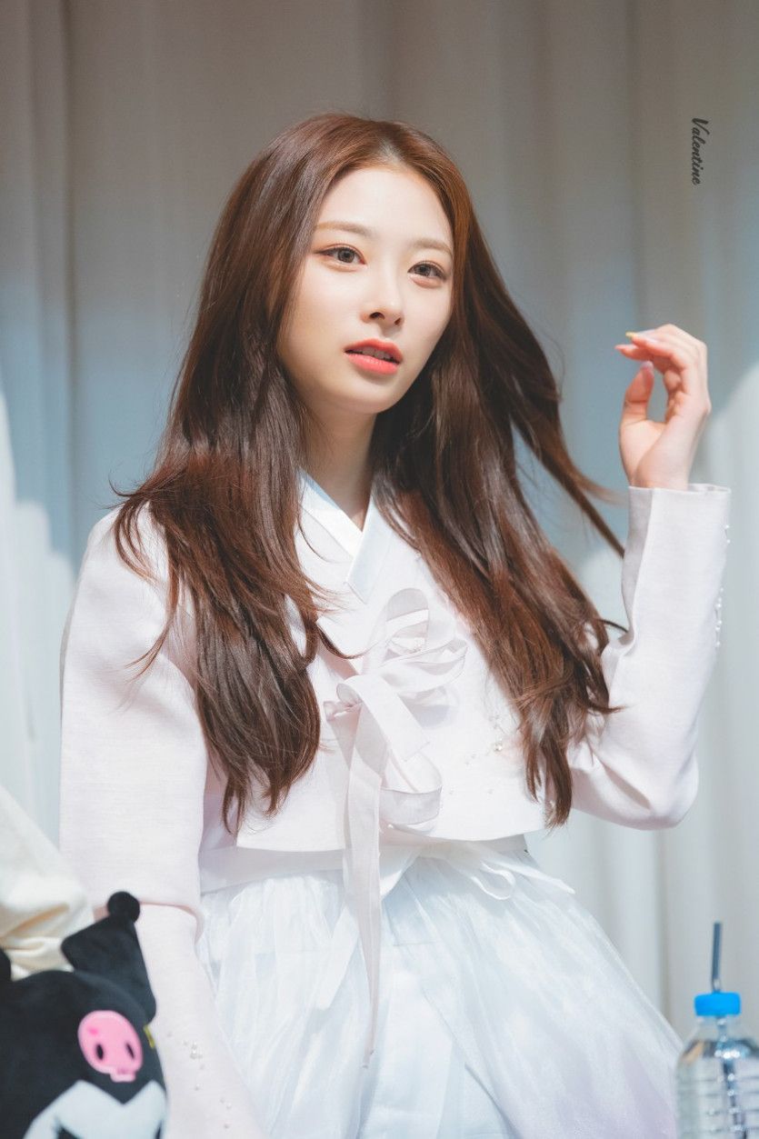 로켓펀치 윤경