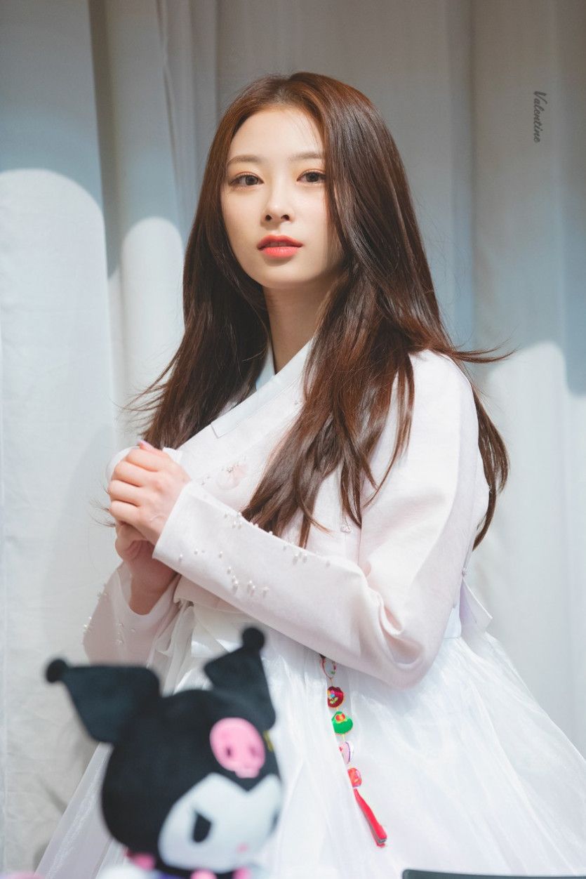 로켓펀치 윤경