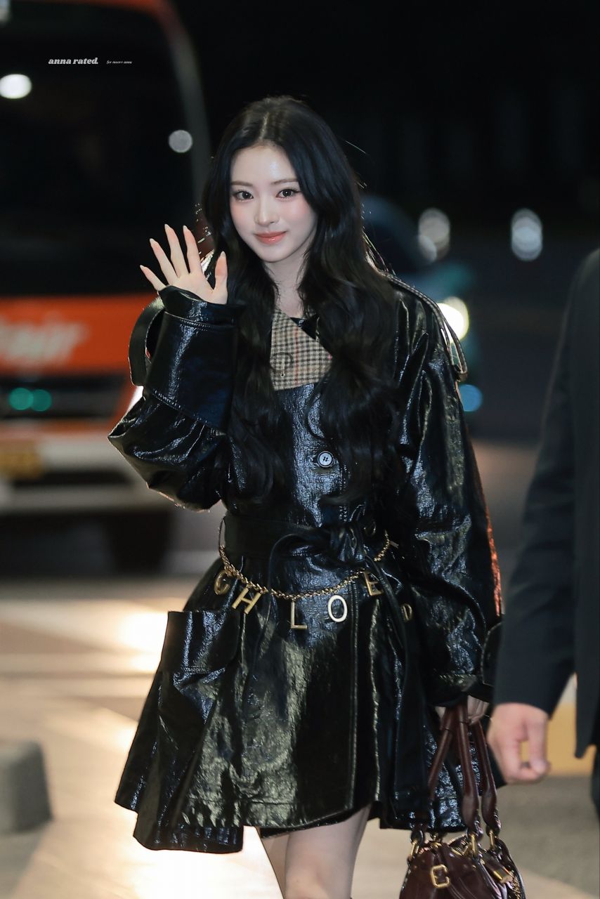 출국하는 안나 (미야오)