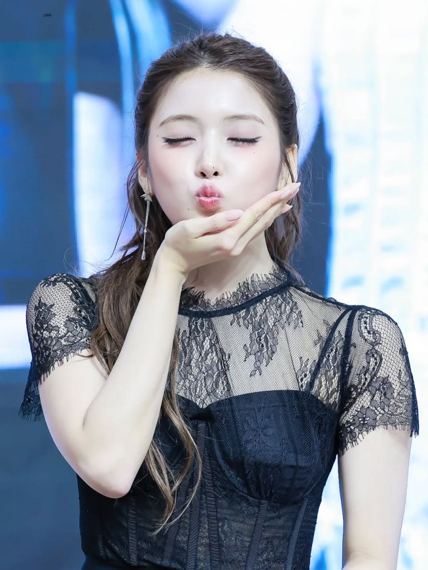 NMIXX (엔믹스) 지우