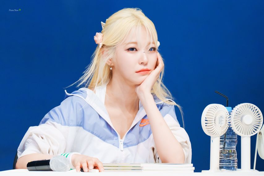 프로미스나인 백지헌