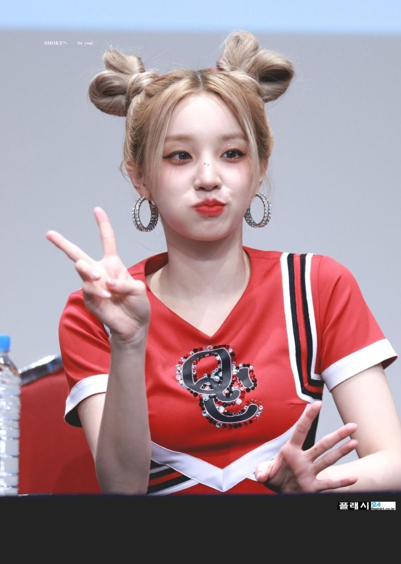 여자아이들 우기