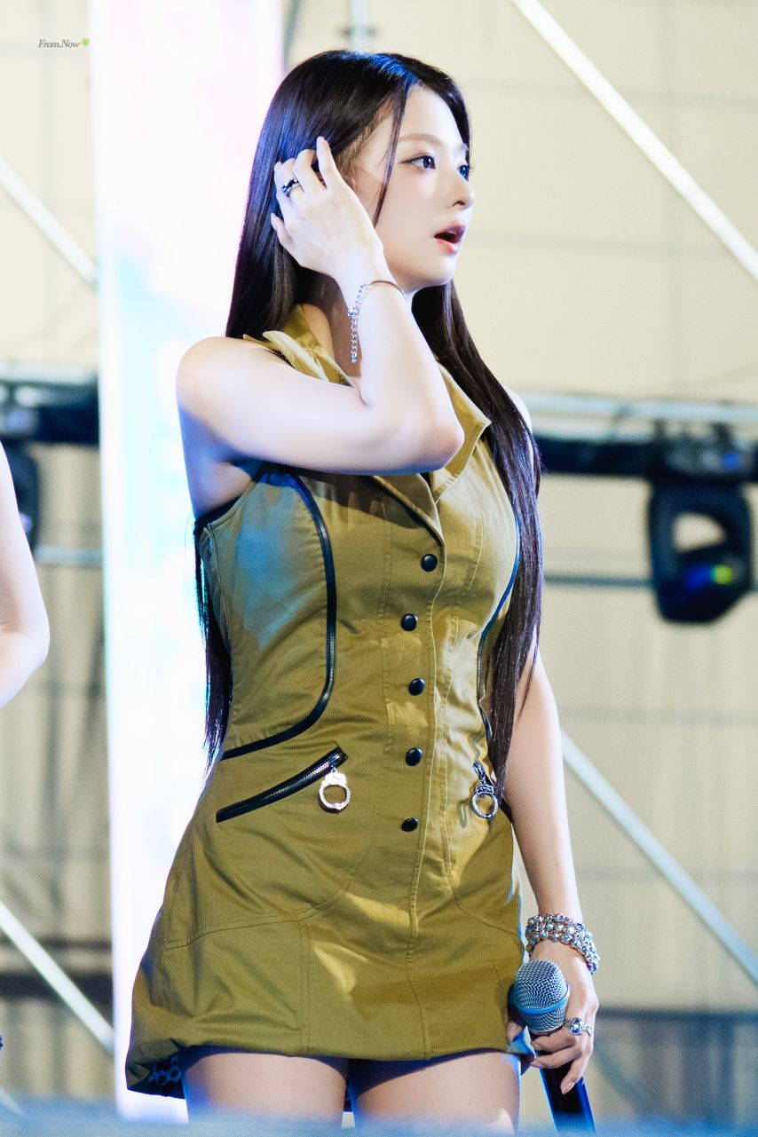 프로미스나인 이나경