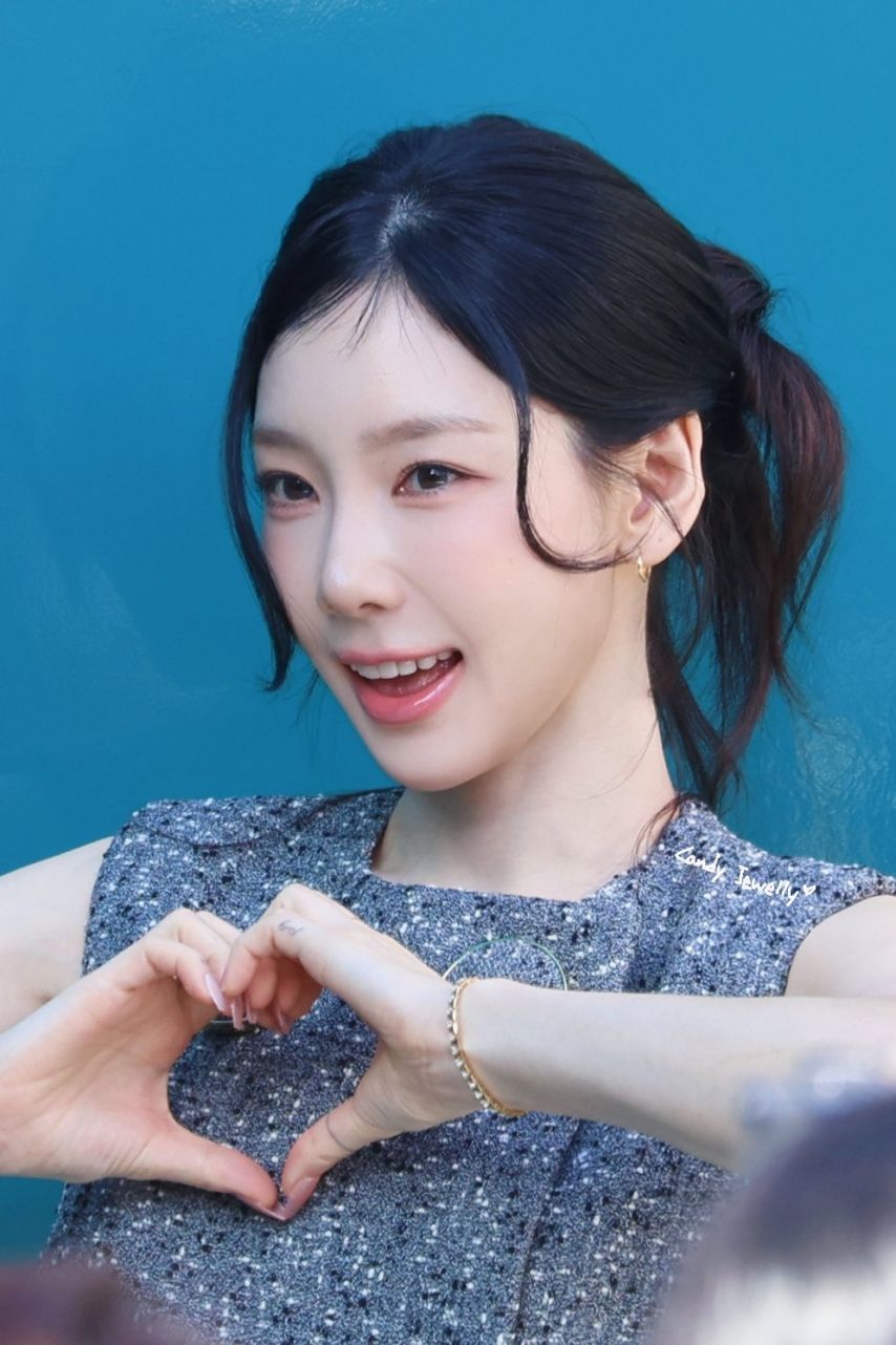 251023 구찌 뷰티 하우스 오픈 이벤트 태연