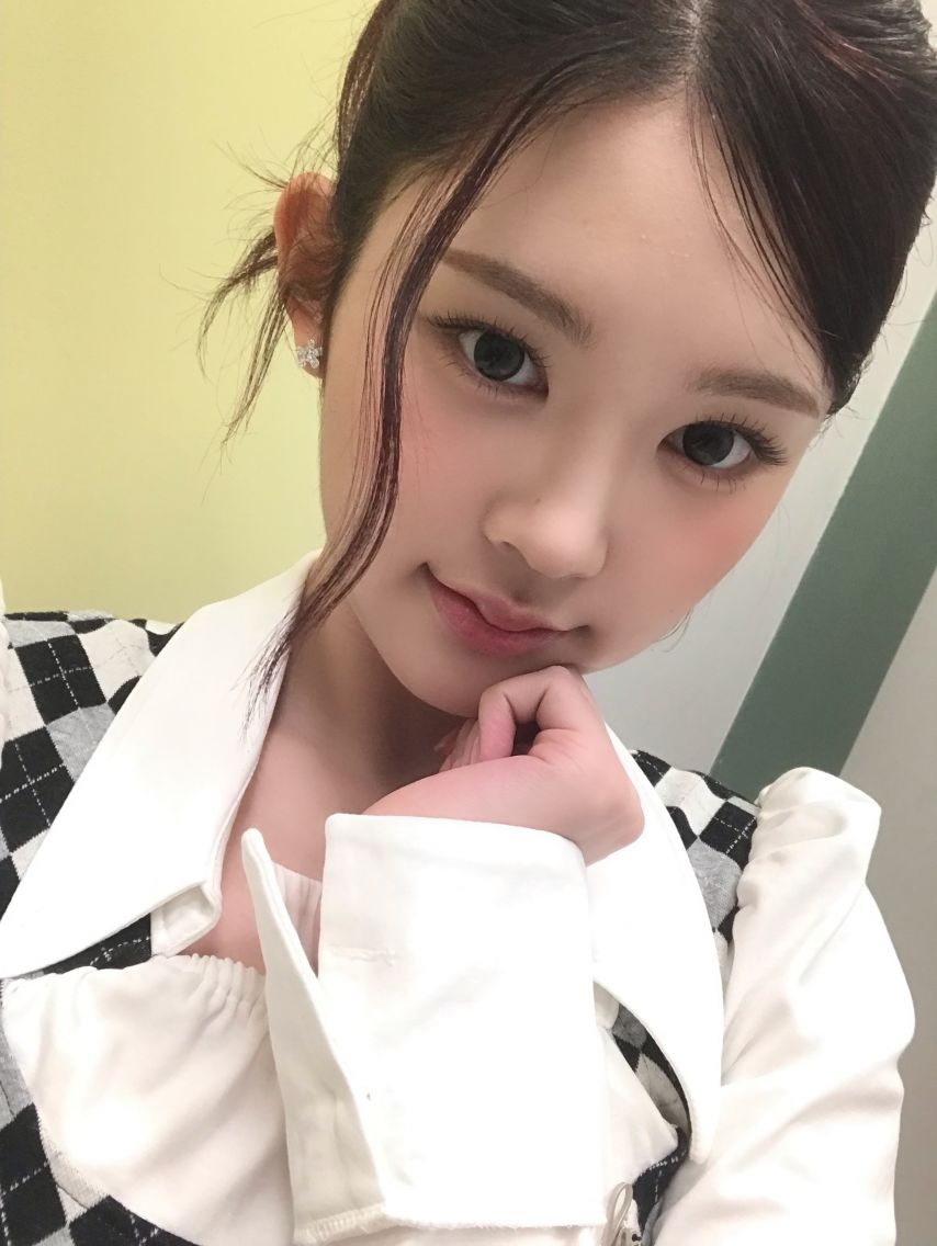 하츠투하츠 에이나
