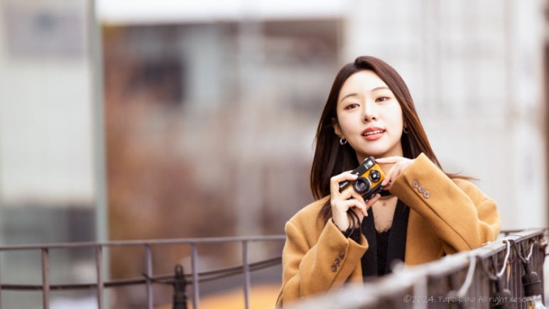 모델 윤재
