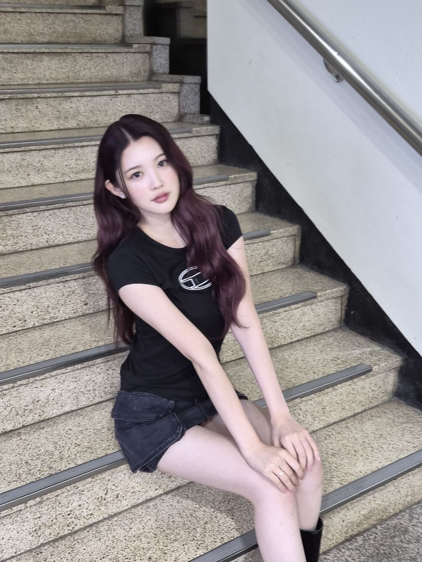하츠투하츠 에이나