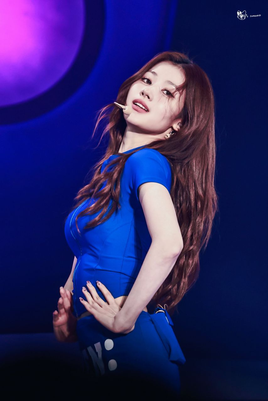 트와이스 사나
