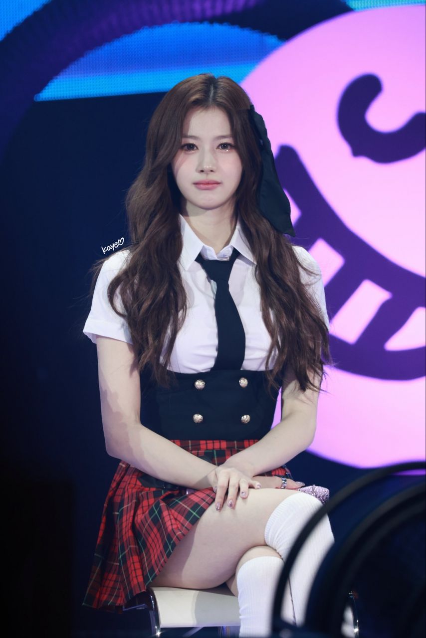 트와이스 사나
