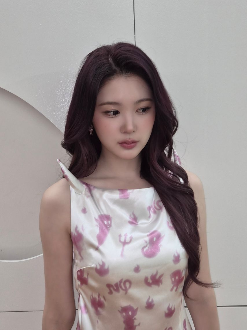 하츠투하츠 에이나