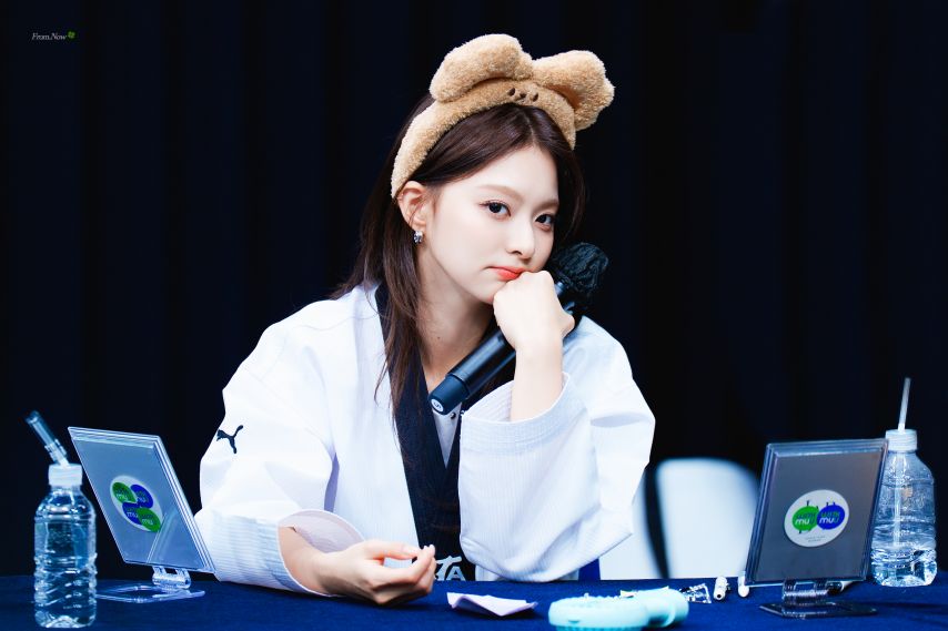 프로미스나인 이나경