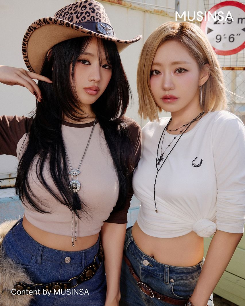 키스오브라이프 쥴리 나띠 플랙우먼 무신사 에디션 화보.JPG