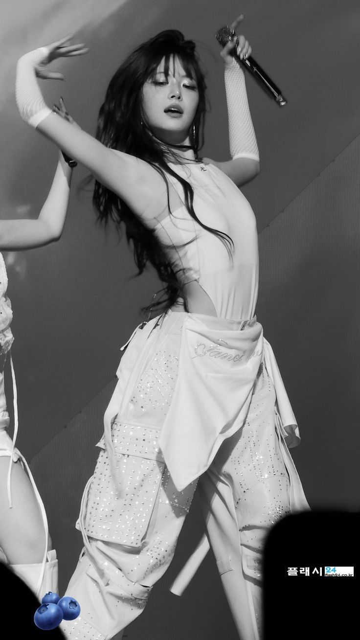 르세라핌 홍은채