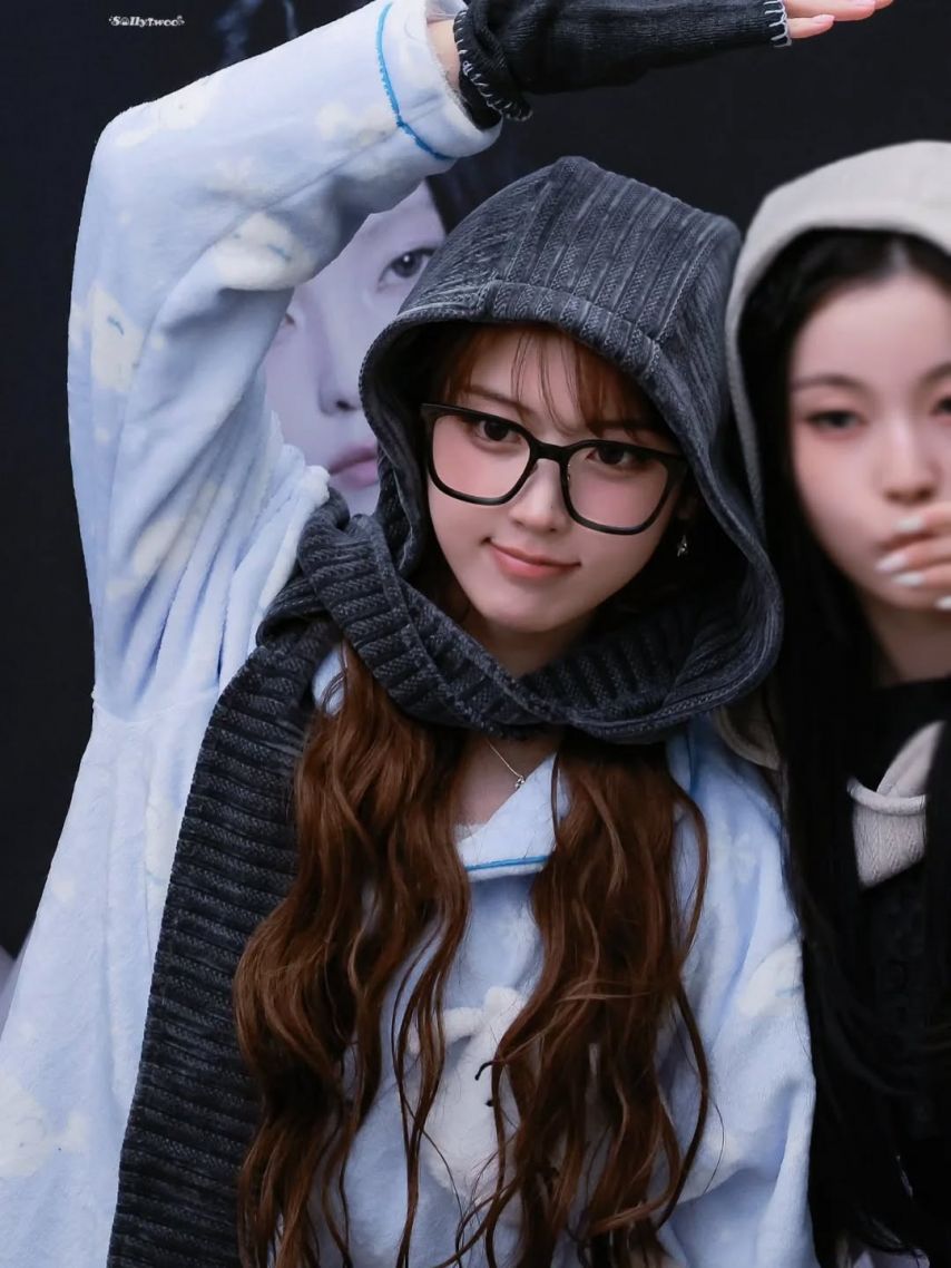 NMIXX (엔믹스) 지우