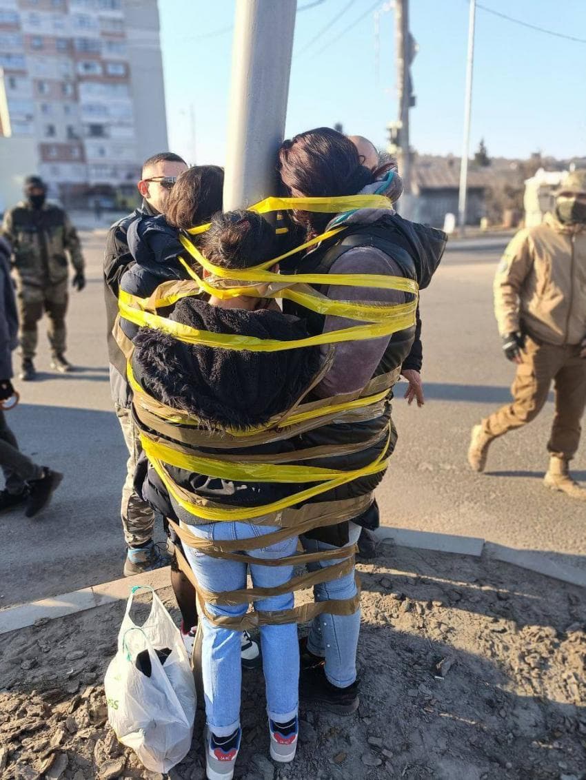 전쟁통에서도 질서가 유지되는 이유..