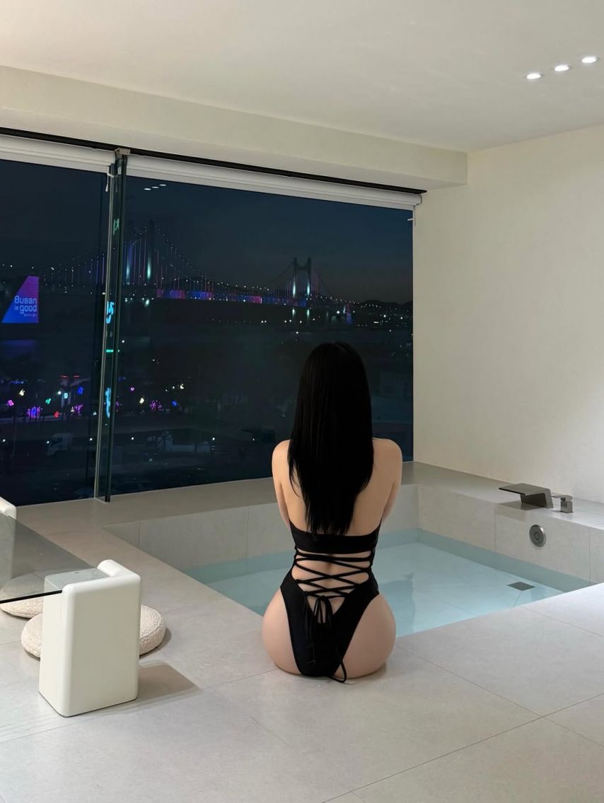 혜빈 h.bin_96 모노키니